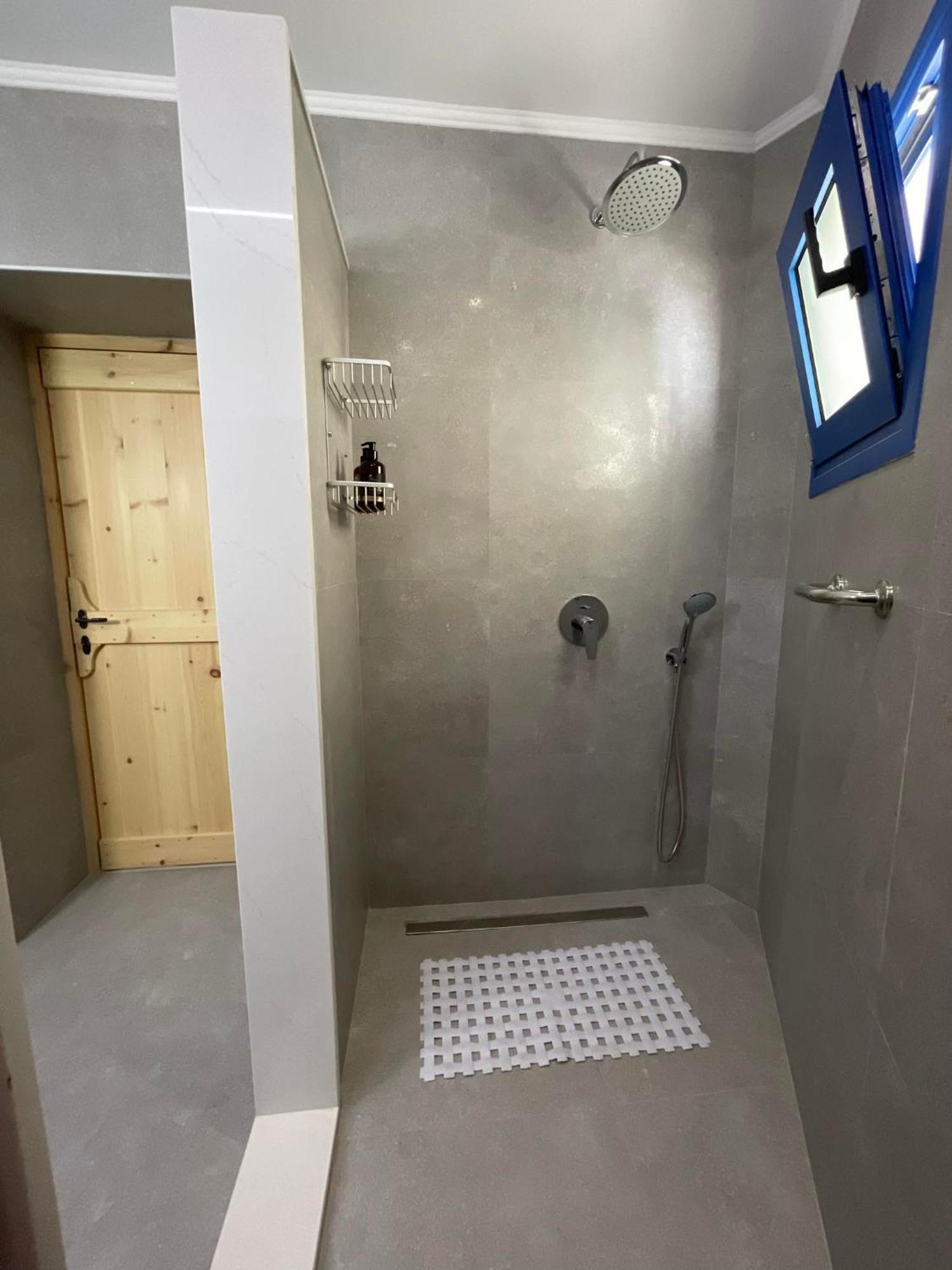 Stonehousekefalos Kültér fotó